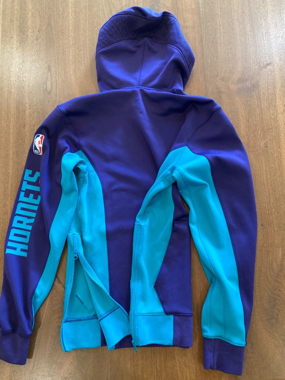 Charlotte Hornets 2023/24 Authentic Showtime Full-Zip Jacket, Dri-Fit, Men's XS - Picture 3 of 4